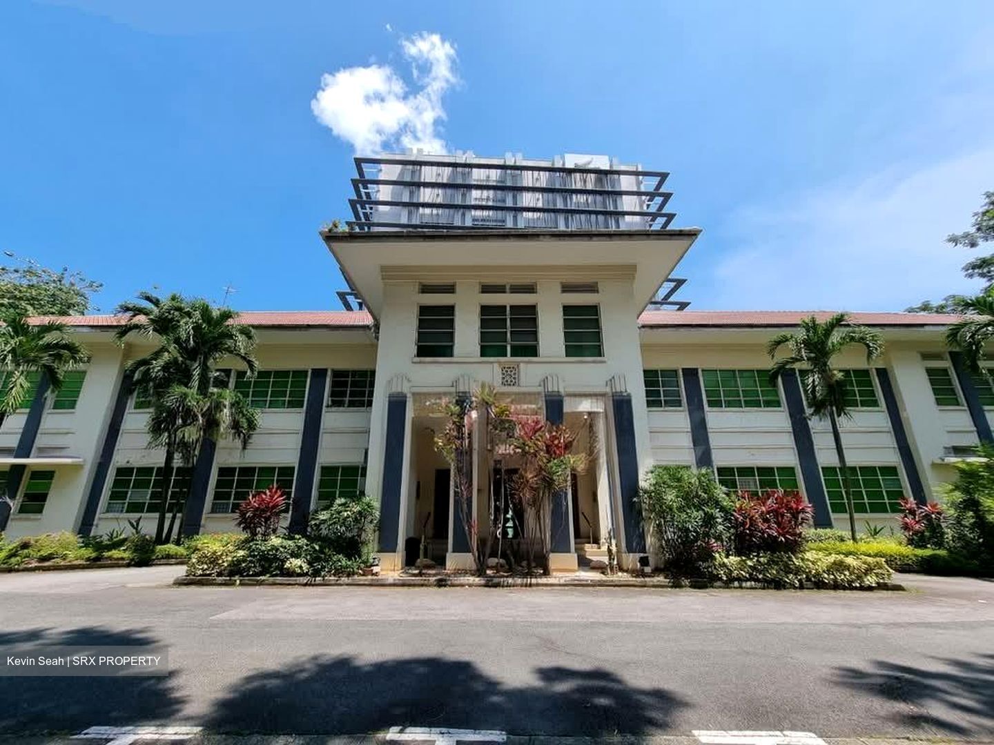 Paragon Medical Centre (D3), Office #572116481
